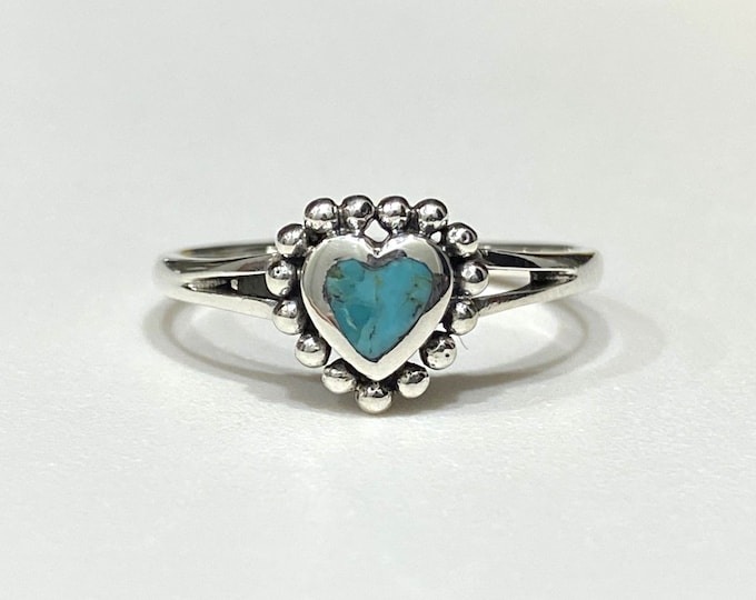 Vintage Sterling Silver Turquoise Heart Ring Size7.