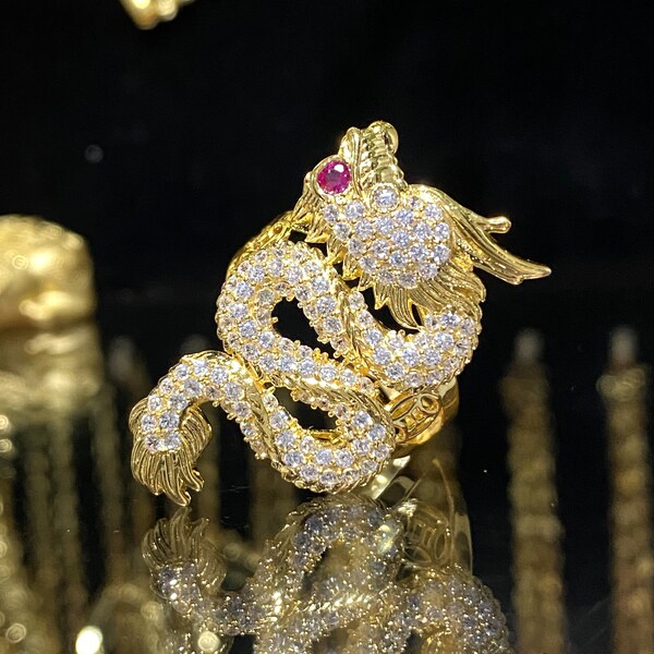 Vintage 15K 610 Solid Yellow Gold White Topaz & Ruby Eye's Dragon Ring Size 7.75