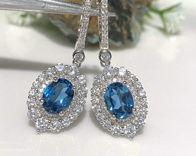 Vintage Sterling Silver Oval cut Natural London Blue Topaz & White Topaz Dangle Earrings.