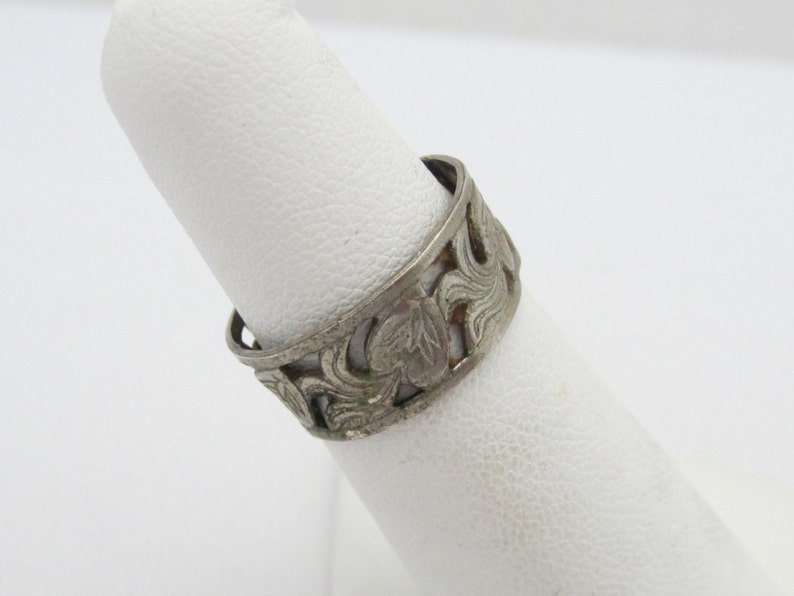 Antique Art Deco Sterling Silver Engraved Leaf Band Ring Size 6