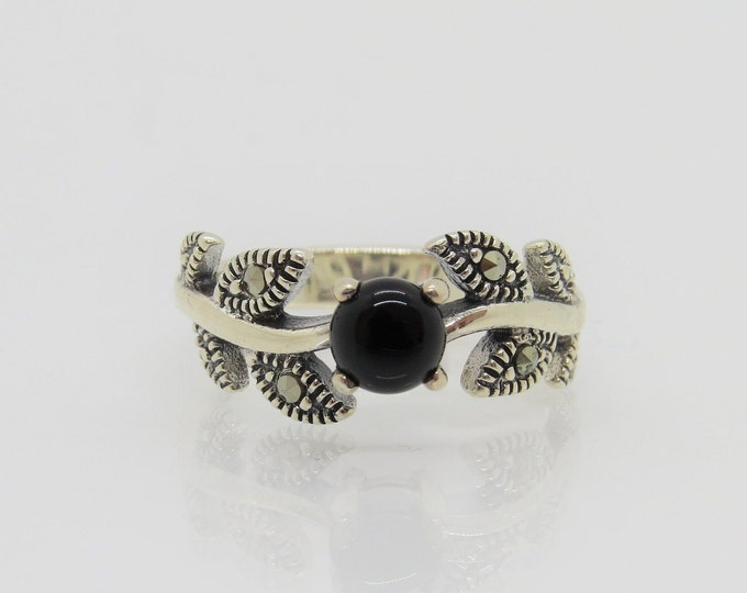 Sterling Silver Black Oynx & Marcasite Leafs Ring Size 9
