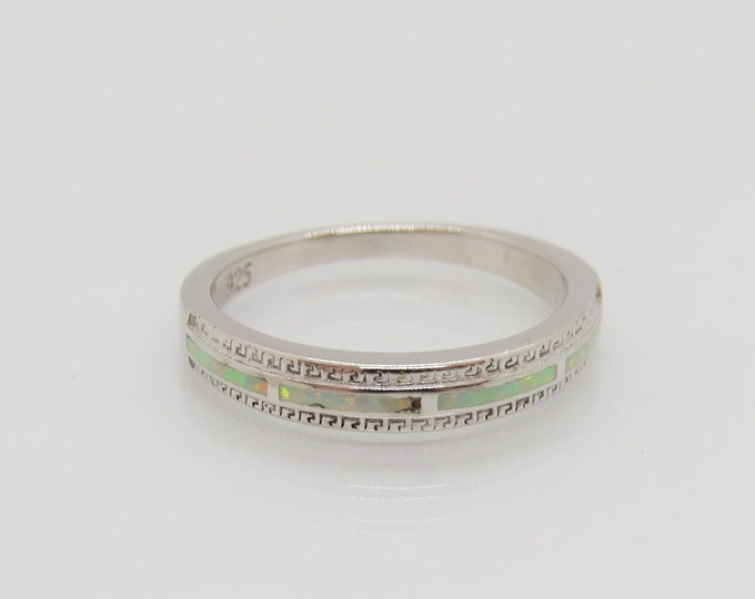 Vintage Sterling Silver White Opal Carved Band Ring Size 8