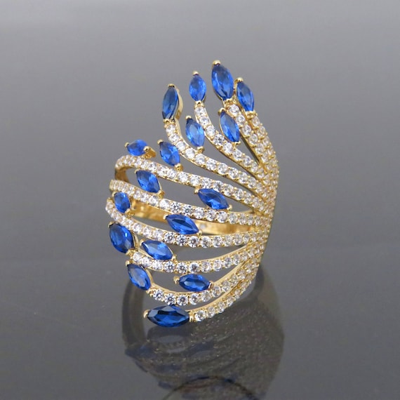 Vintage 18K Solid Yellow Gold Blue Sapphire & Whi… - image 2