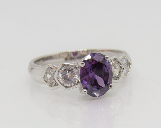 Vintage Sterling Silver Amethyst & White Topaz Ring Size 7
