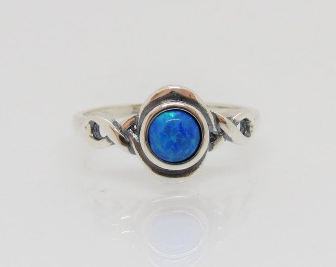 Vintage Sterling Silver Blue Opal Celtic Twisted Ring Size 7