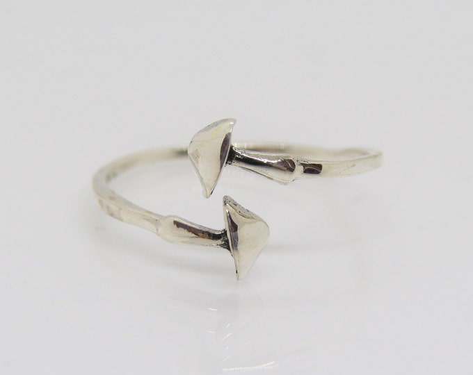 Vintage Sterling Silver Mushroom thin band Ring Size 7