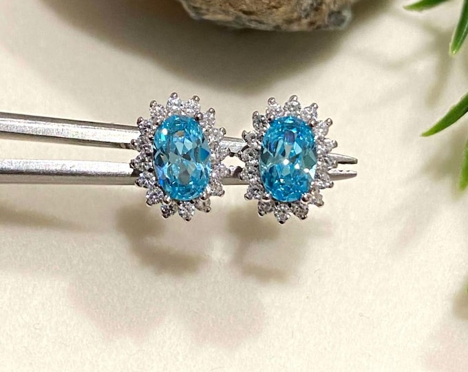 Vintage Sterling Silver Oval cut Aquamarine & White Topaz Earrings.