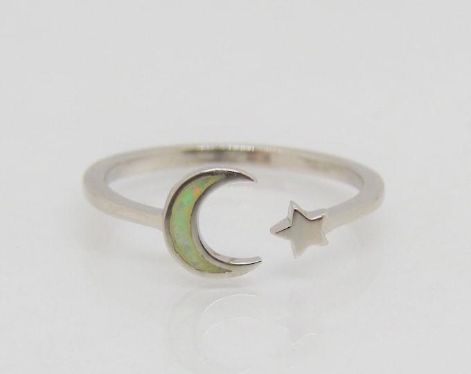 Vintage Sterling Silver Fire Opal Moon & Star Ring Size 7