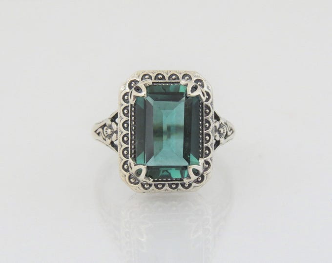 Vintage Sterling Silver Emerald Flower Ring Size 7
