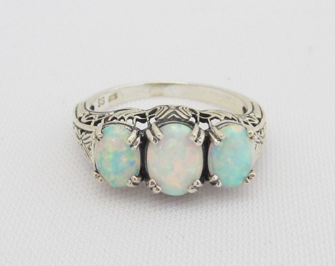 Vintage Sterling Silver Fire Opal Filigree Three stone Ring Size 9