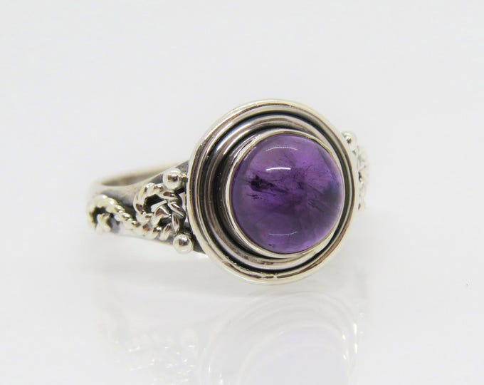 Vintage Sterling Silver Natural Amethyst Cabochon Ring Size 7