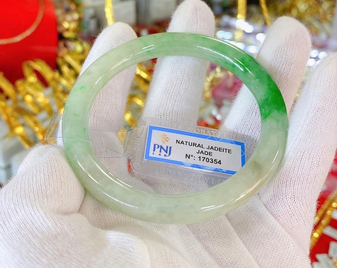 Translucent Natural Green White to Green Jadeite Jade Vintage Bangle Bracelet 58.7MM