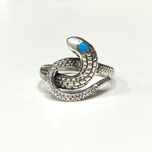 Vintage Sterling Silver Turquoise Snake Ring.
