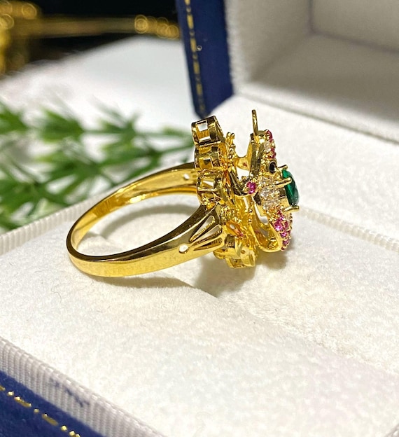 Vintage 15K Gold Frog Ring Emerald, Ruby, Topaz, … - image 7