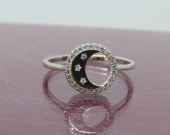 Sterling Silver White Topaz Crescent Moon Ring.