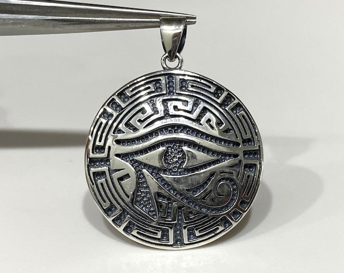 Vintage Sterling Silver Eye of Horus Pendant.