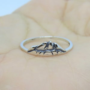 Vintage Sterling Silver Mountain Ring Size 7
