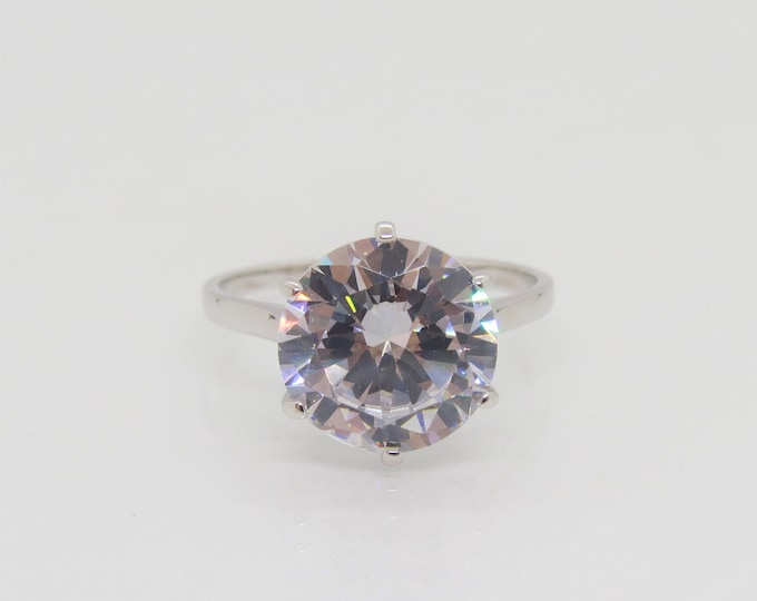 Vintage Sterling Silver White Topaz Solitaire Ring Size 9