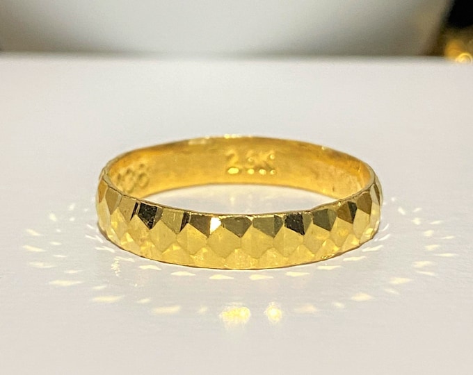 23K Pure Gold Diamond cut Vintage Band Ring Size 8