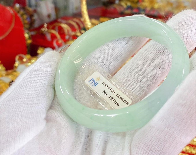 Translucent Natural Green, White Jadeite Jade Vintage Bangle Bracelet 57.9MM