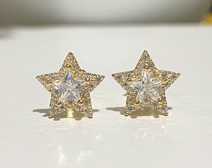 Vintage 14K Solid Yellow Gold White Sapphire Star Stud Earrings.