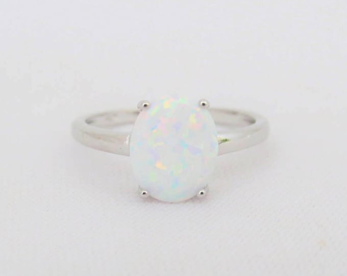 Vintage Sterling Silver Oval cut White Opal Ring Size 5