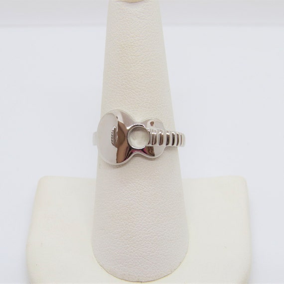Vintage Sterling Silver Lovely Guitar Band Ring S… - image 3