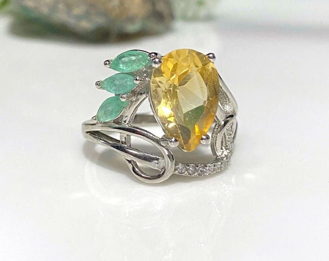 Vintage Sterling Silver Natural Citrine, Emerald & White Topaz Ring Size 7