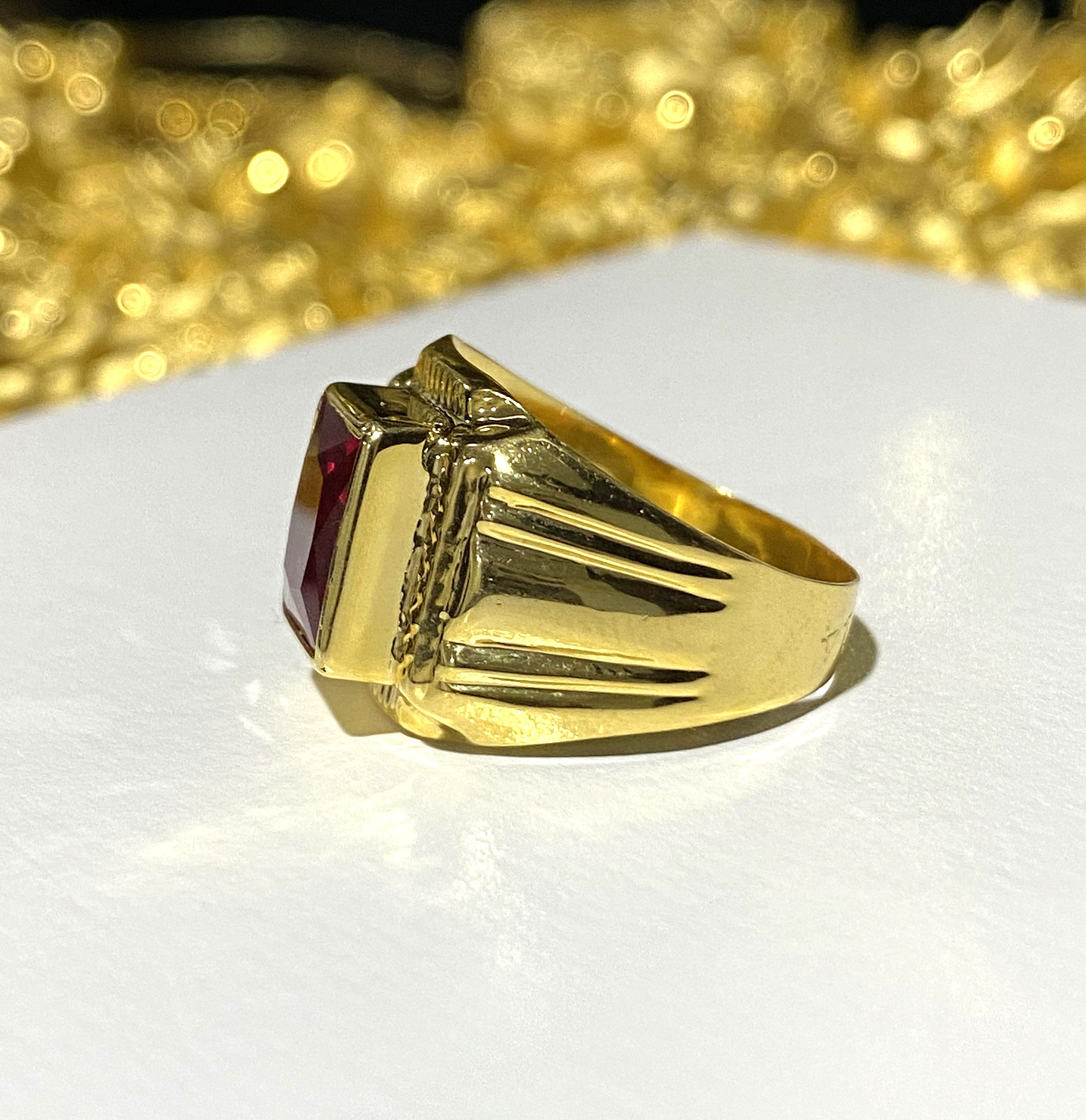 Vintage 15K Yellow Gold Ruby Ring Size 6 - Etsy
