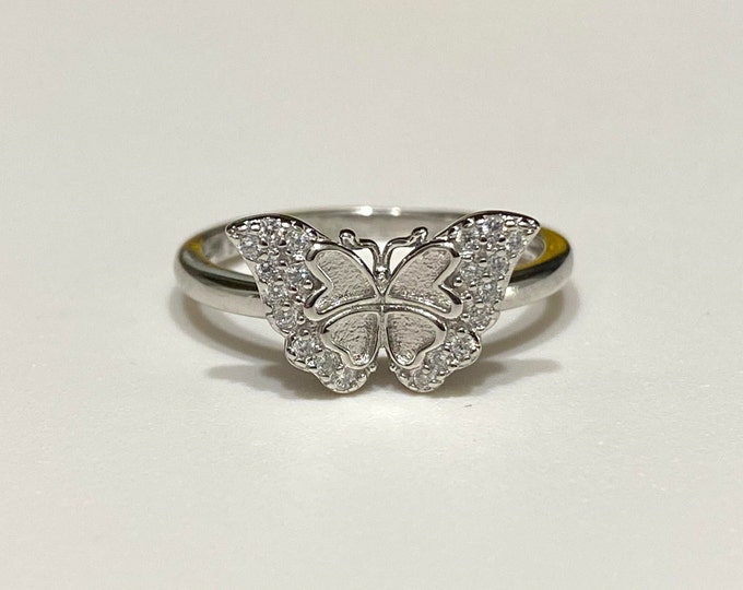 Vintage Sterling Silver White Topaz Butterfly Ring.
