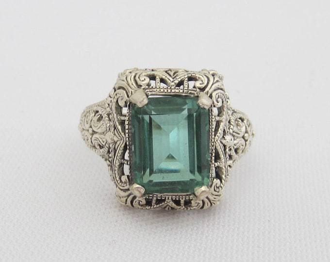 Vintage Sterling Silver Emerald Filigree Ring Size 10