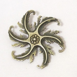 Antique Art Deco Sterling Silver Flower Pin Brooch