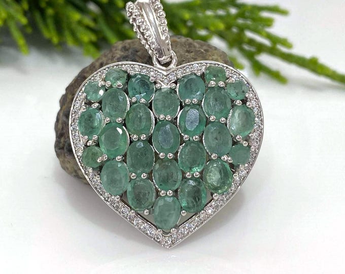 Vintage Sterling Silver Natural Emerald & White Topaz Heart Pendant.