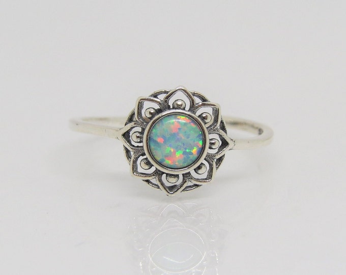 Vintage Sterling Silver White Opal Flower Ring Size 8