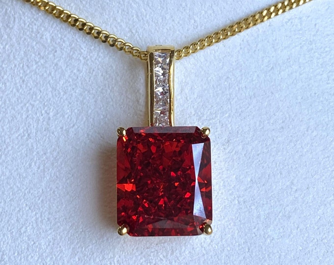 Vintage 15K 610 Solid Gold Orange Red Fire Garnet & White Topaz Rectangular Pendant.