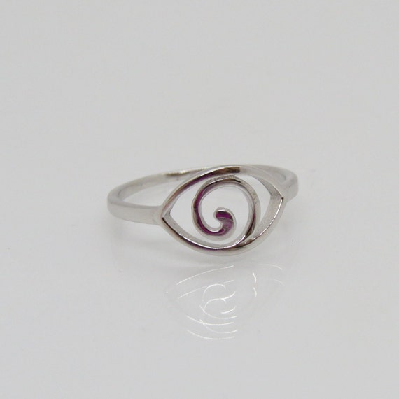 Vintage Sterling Silver Eye Evil Eye Ring Size 9 - image 5