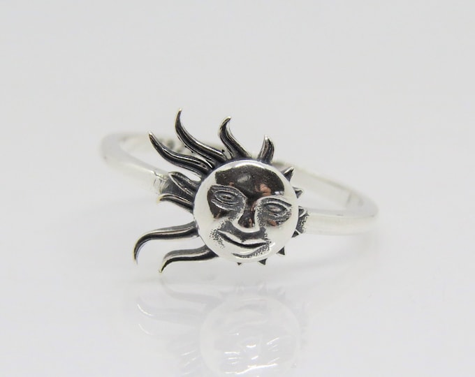 Vintage Sterling Silver Sun Ring Size 7