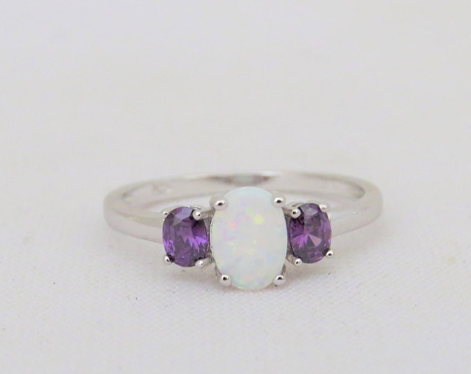 Vintage Sterling Silver White Opal & Amethyst Ring Size 7