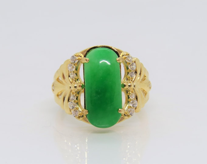 Vintage 18K Solid Yellow Gold Green Jadeite Jade & White Topaz Saddle Ring Size 7.25