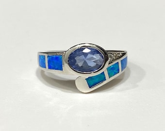 Anillo vintage de plata de ley con tanzanita, ópalo azul y topacio blanco, talla 5.