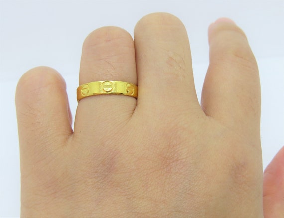 24K 980 Pure Gold Diamond cut Band Ring Size 7 - image 6