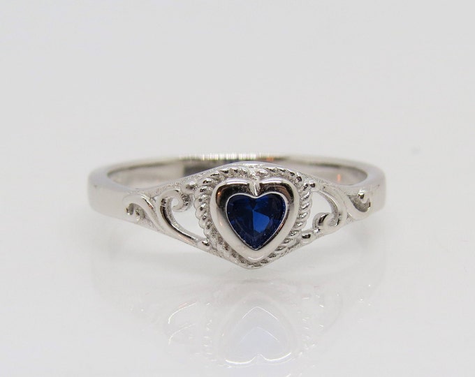 Vintage Sterling Silver Blue Sapphire Heart Filigree Ring Size 7