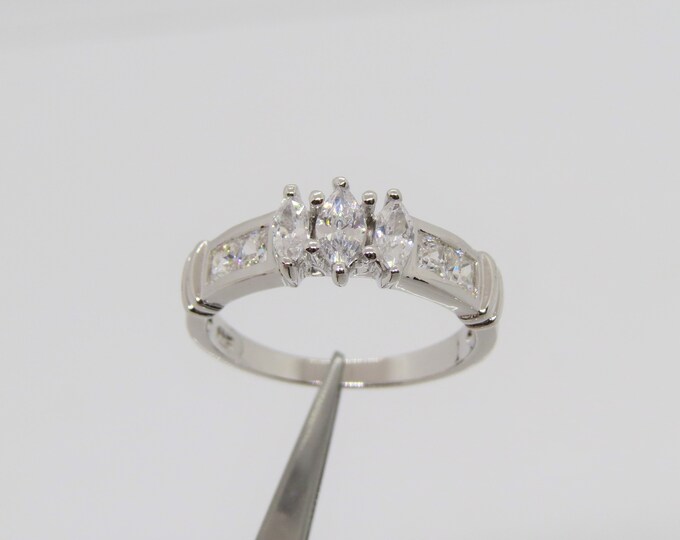 Vintage Sterling Silver Marquise cut White Topaz Wedding Engagement Ring Size 8