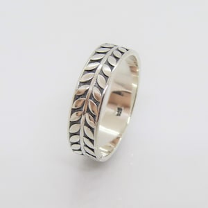Sterling Silver Leaf Band Ring Size 6
