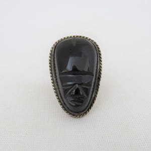 Vintage Sterling Silver Carved Black Onyx Ring.