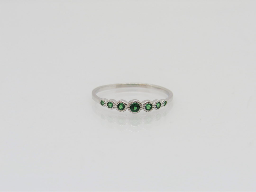 Vintage Sterling Silver Round Cut Emerald Band Ring - Etsy