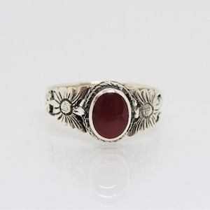 Sterling Silver Carnelian Flower Ring Size 5