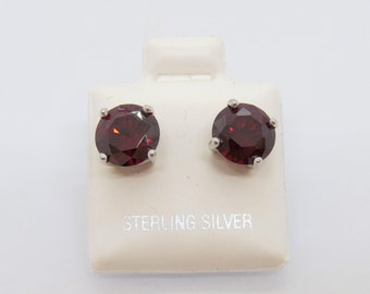 Vintage Sterling Silver Round cut Garnet Stud Earrings 8MM