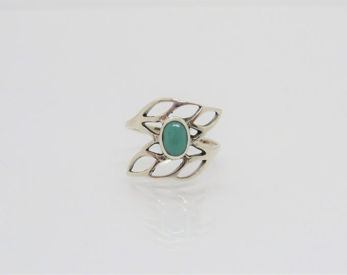 Vintage Sterling Silver Turquoise Ring Size 6