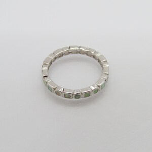 Anillo vintage de plata de ley con incrustaciones redondas y cuadradas de ópalo, talla 6 imagen 2